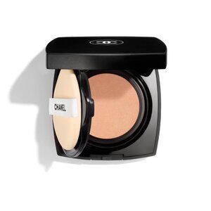 NEW!! Unopened!! - Chanel Ultra Le Teint Foundation - Shade BR22